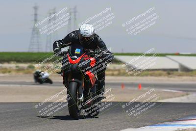 media/Jul-22-2022-TrackDaz (Fri) [[ca4971259a]]/Group B/130pm (Wheelie Bump)/